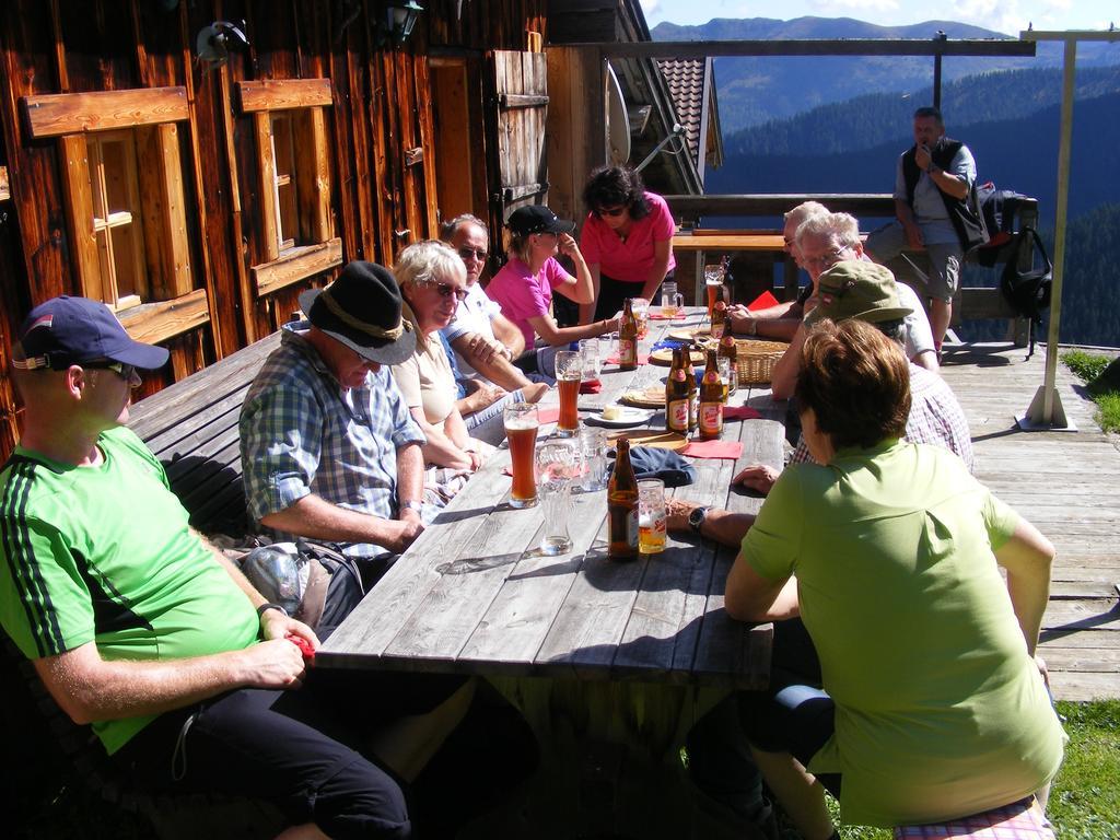 Landgasthof Dorferwirt Oberau Bagian luar foto