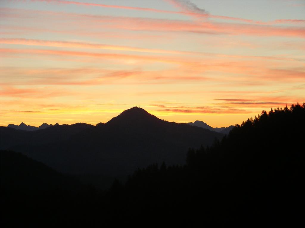 Landgasthof Dorferwirt Oberau Bagian luar foto